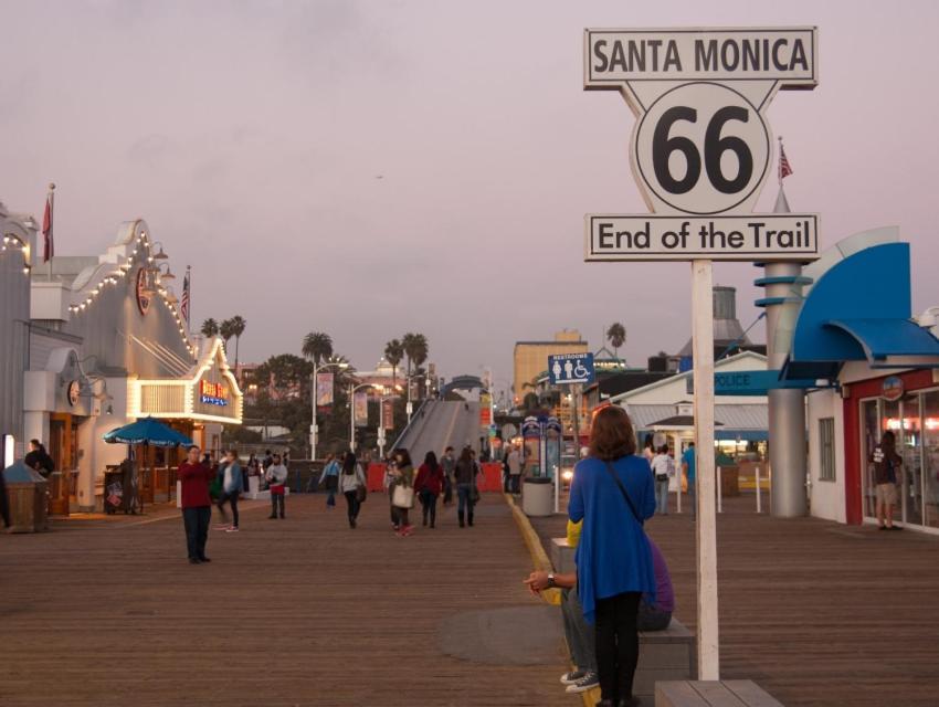 Spacious 2Br Near Santa Monica Beach, Walk Everywhere! Los Angeles Exterior photo